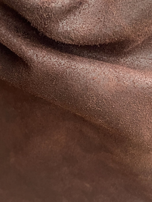 Oily Split Dark Brown