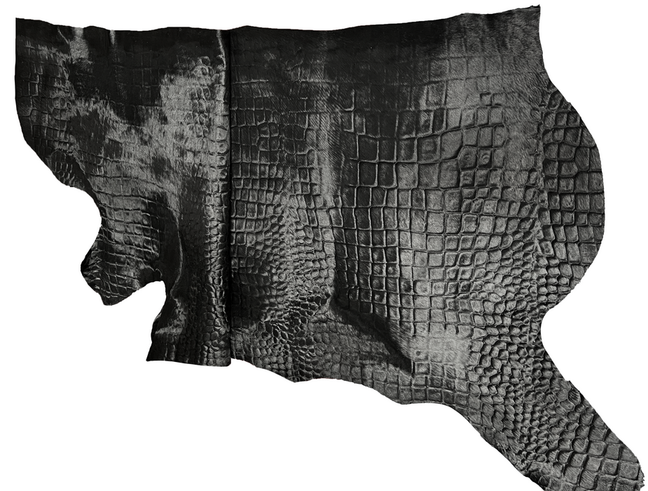 Black Croc Embossed Hair On Side - 17.5sq ft.
