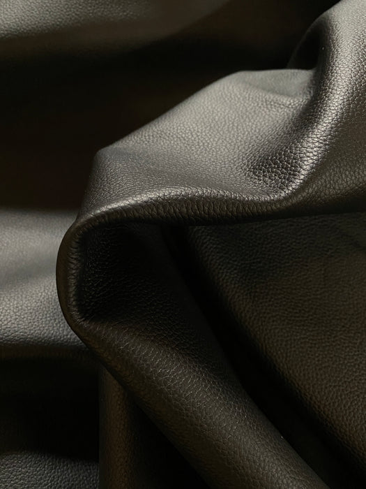Black Pebble Grain Bag Sides